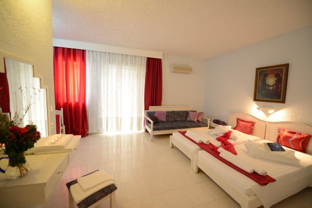 Golden Star Relax Hotel - Adults Only 16 Plus Tigkaki  Exterior photo