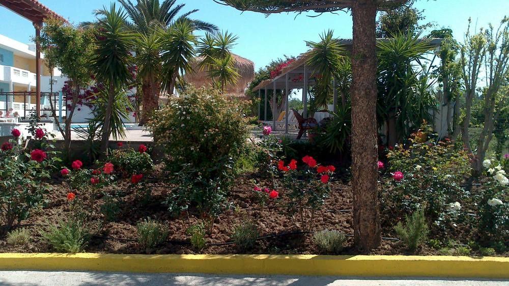 Golden Star Relax Hotel - Adults Only 16 Plus Tigkaki  Exterior photo