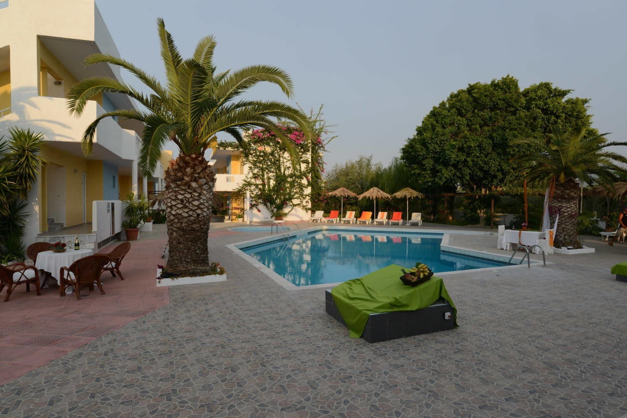 Golden Star Relax Hotel - Adults Only 16 Plus Tigkaki  Exterior photo