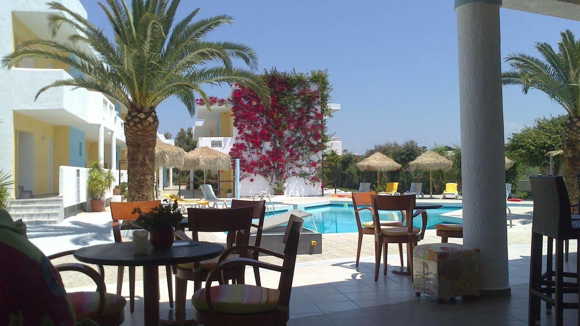 Golden Star Relax Hotel - Adults Only 16 Plus Tigkaki  Exterior photo